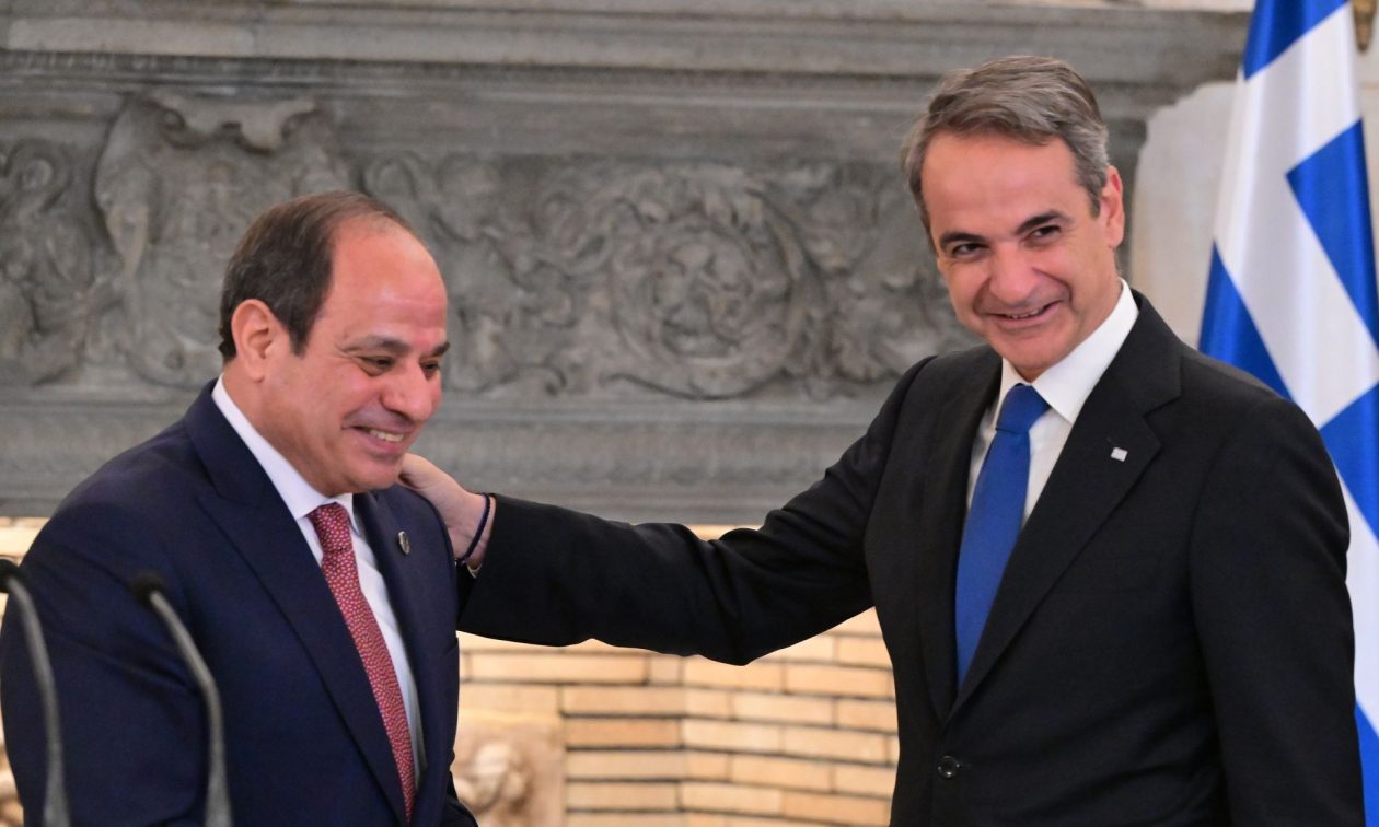Τηλεφωνική επικοινωνία Μητσοτάκη – Αλ Σίσι: Συζήτηση για τον πόλεμο Ισραήλ – Ιράν και τη Μονή Σινά