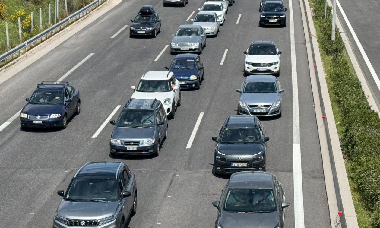Κίνηση τώρα: «Βράζει» ο Κηφισός – Καθυστερήσεις σε Κηφισίας, Μεσογείων και Αττική Οδό