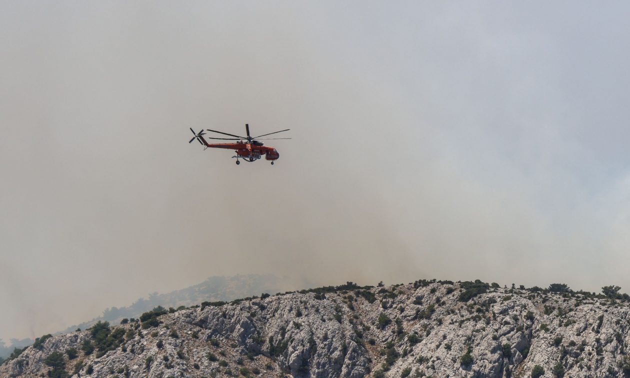 Πυρκαγιά στη Χίο: Συνεχής μάχη με τις αναζωπυρώσεις – Πάνω από 60.000 στρέμματα έχουν γίνει στάχτη