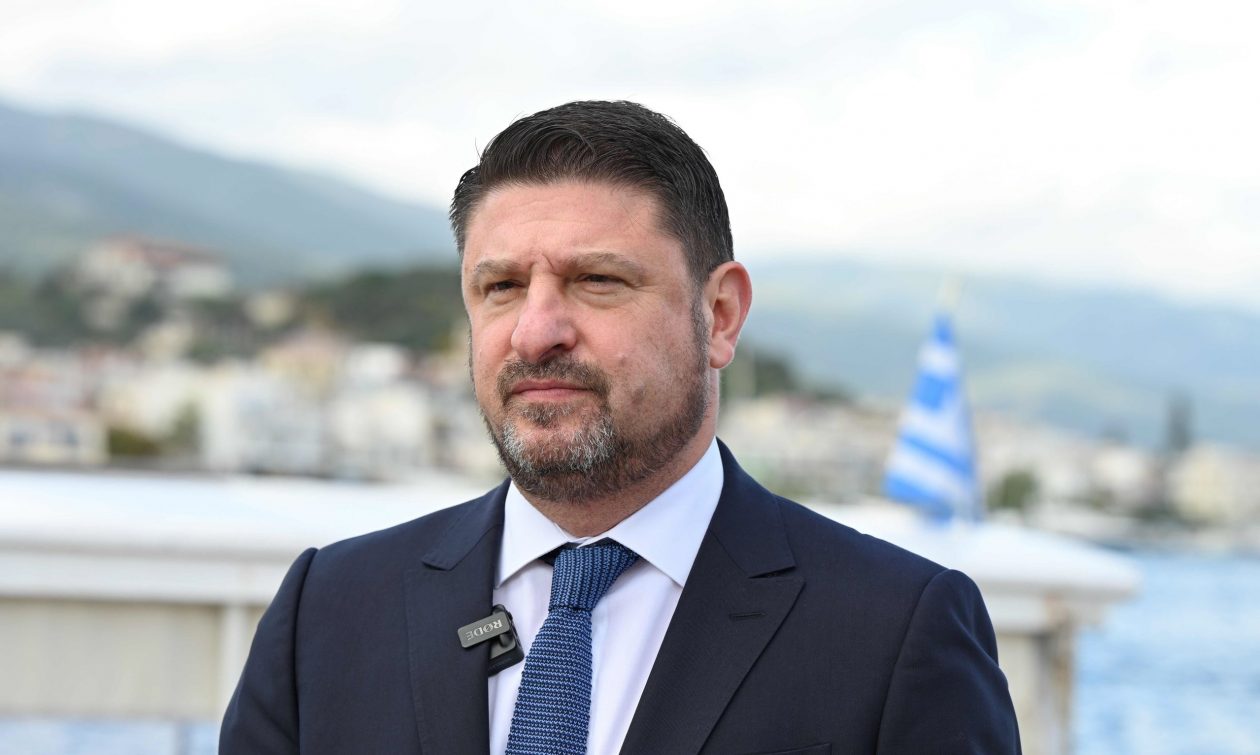 Παλαιά Φώκαια: Στο Κέντρο Επιχειρήσεων Πολιτικής Προστασίας ο Νίκος Χαρδαλιάς