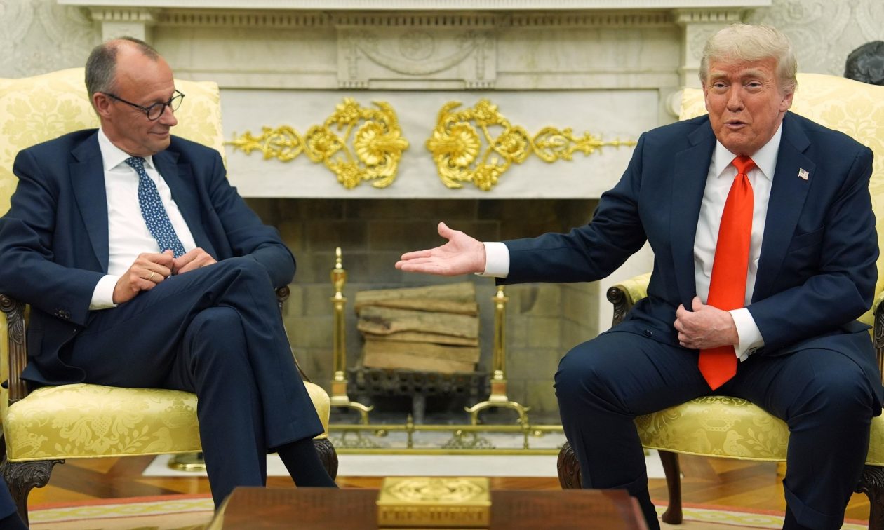Μέρτς: Η ΕΕ πρέπει να συνάψει «γρήγορη κι απλή» συμφωνία για το εμπόριο με τις ΗΠΑ