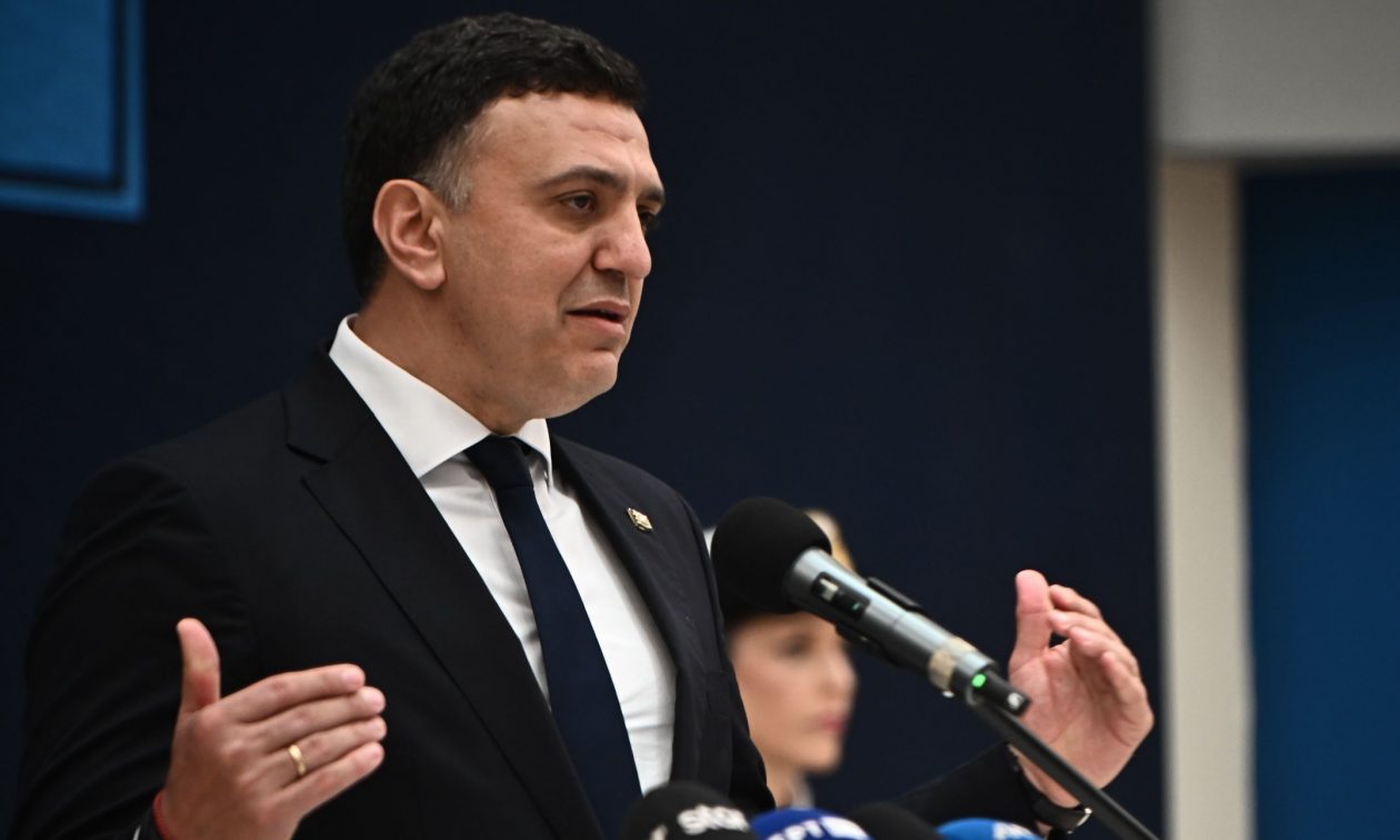 Κικίλιας από Λέρο: Αναβαθμίζουμε τις λιμενικές υποδομές – Προχωράμε στην ανάπτυξη μονάδων αφαλάτωσης