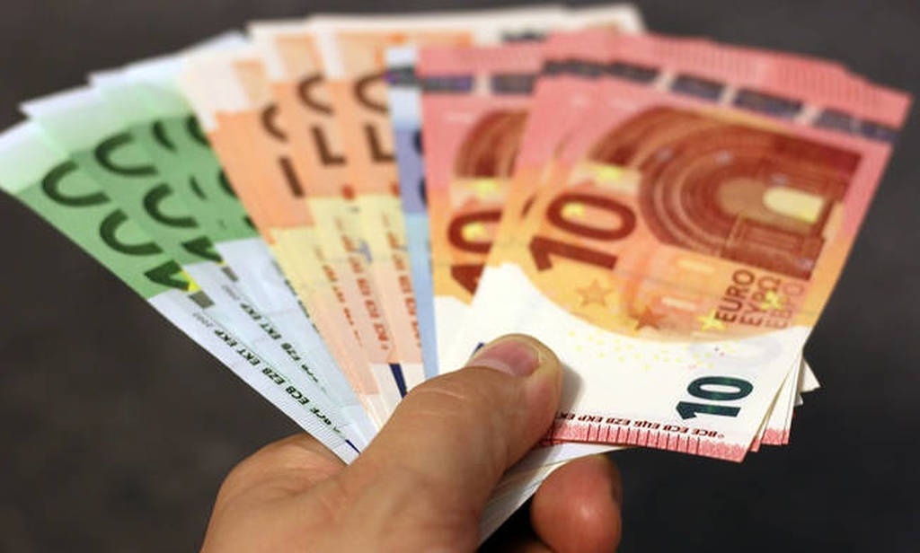 Επιδόματα ΟΠΕΚΑ: Σήμερα καταβάλλονται στους δικαιούχους