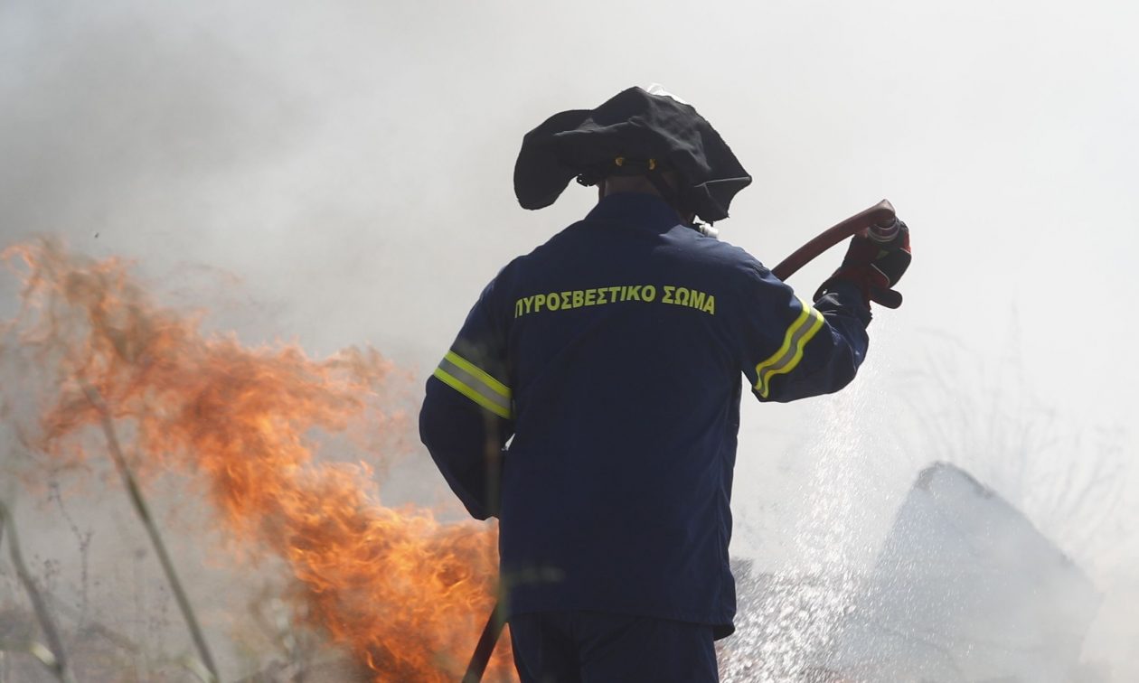 Πυροσβεστική: 48 πυρκαγιές ξέσπασαν το τελευταίο εικοσιτετράωρο σε όλη τη χώρα
