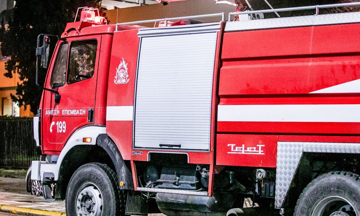 Πυρκαγιά στη Σκάλα Νέων Κυδωνιών Ξεκίνησε από μετασχηματιστή της ΔΕΗ, σύμφωνα με την Πυροσβεστική