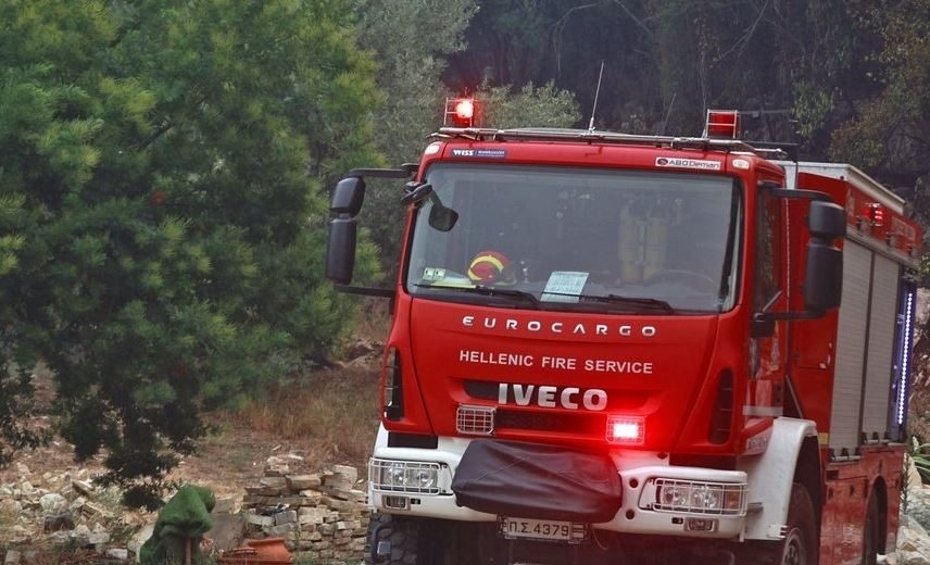 Φωτιά τώρα στη Χαλκιδική – Καίει πάνω από τη Βουρβουρού