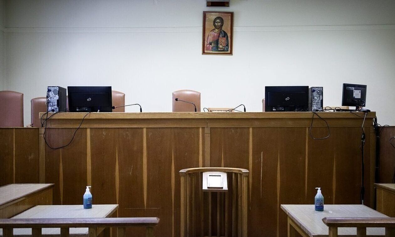 Επίθεση με καυστικό υγρό στο Ρέθυμνο: Ένοχοι και οι τρεις κατηγορούμενοι