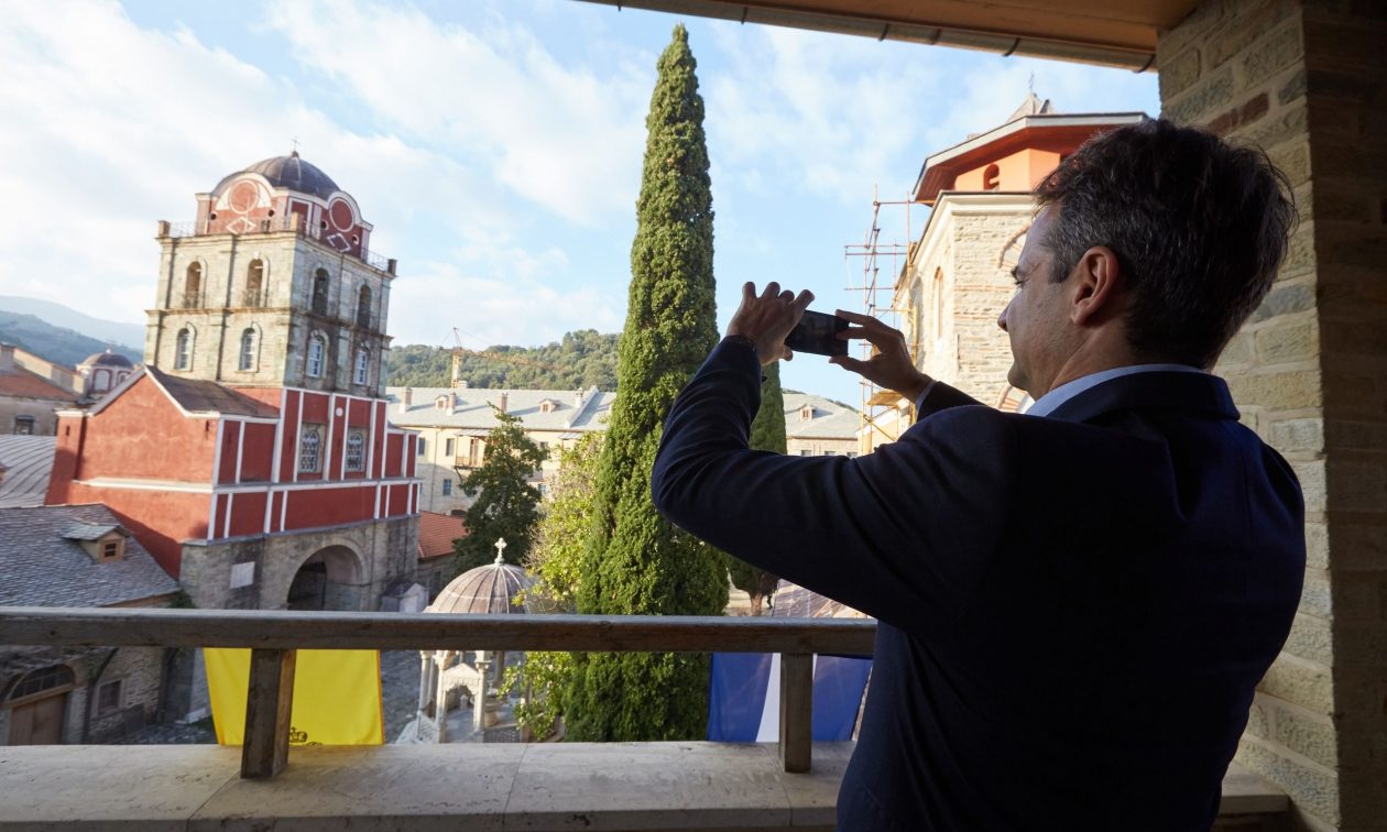 Μητσοτάκης στο Άγιο Όρος: Διήμερη επίσημη επίσκεψη και επαφές με τους ηγουμένους των μονών