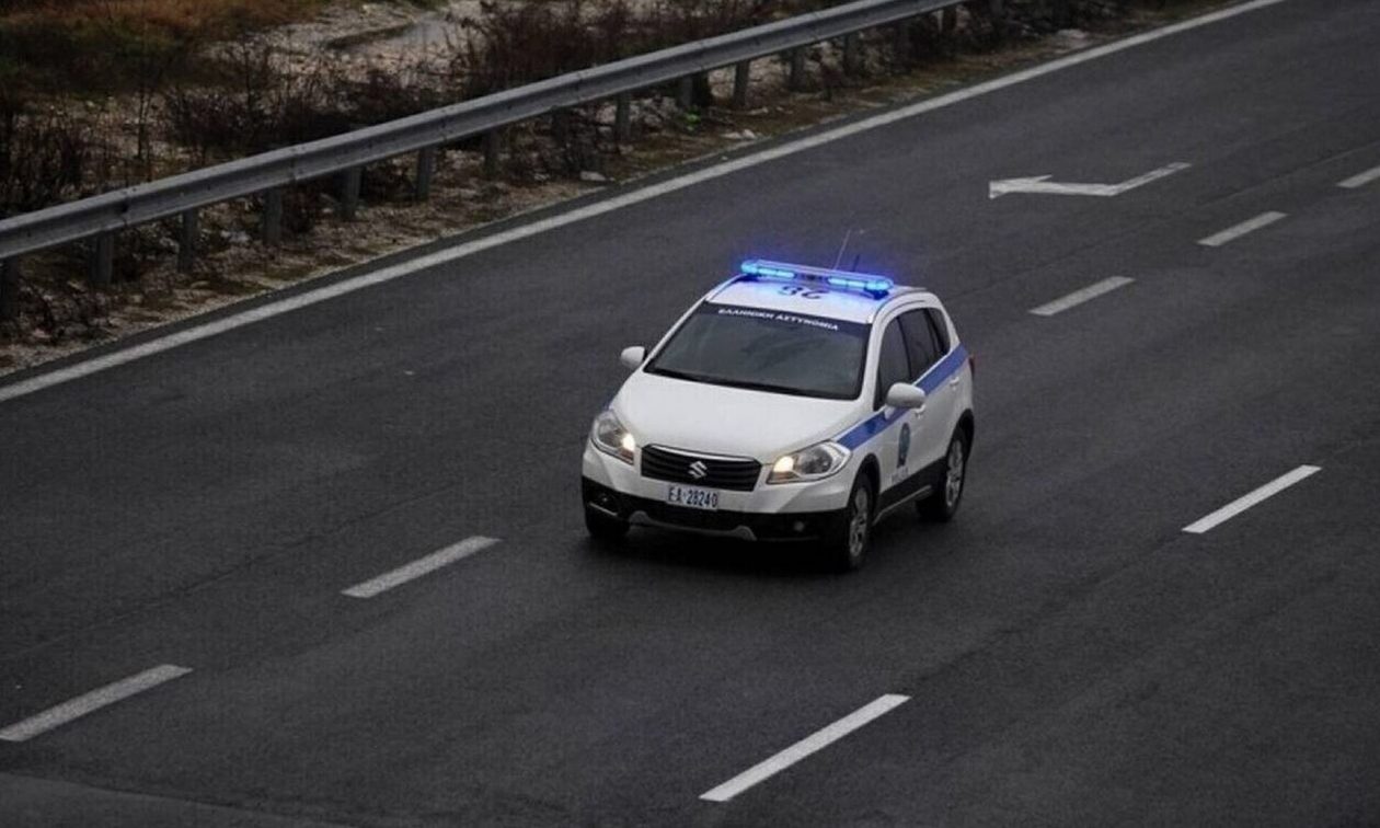 Λάρισα: Επεισοδιακή καταδίωξη μετά από διάρρηξη αυτοκινήτου