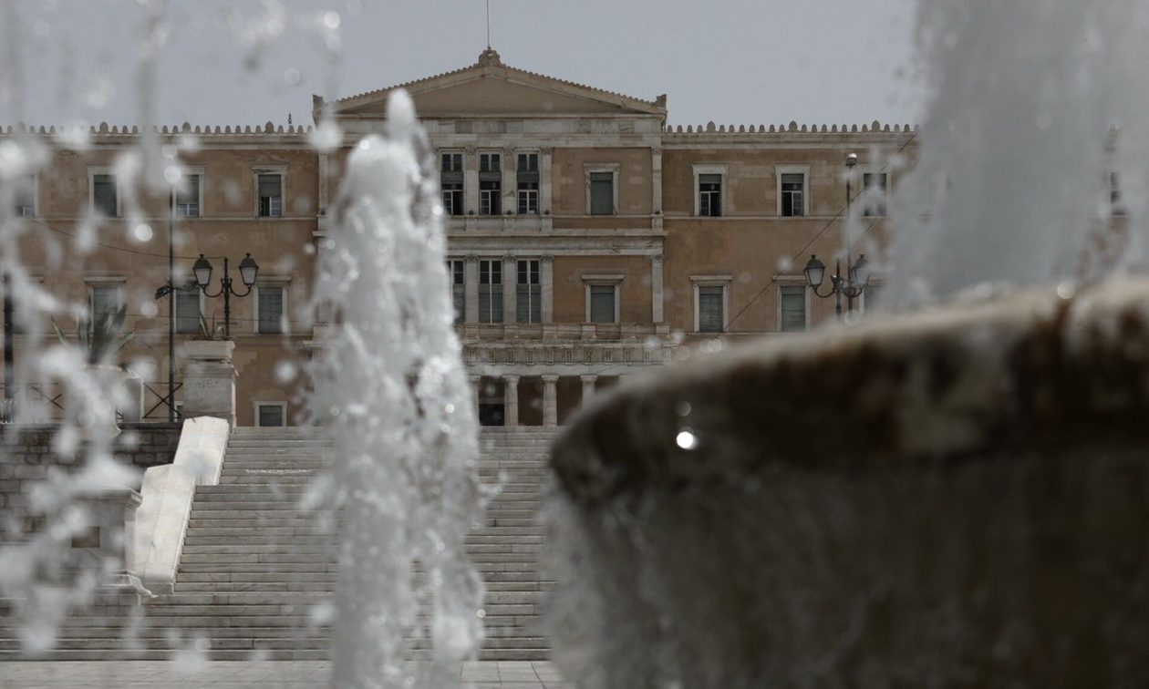 Καύσωνας: Έκτακτα μέτρα για την προστασία των εργαζομένων από τη θερμική καταπόνηση