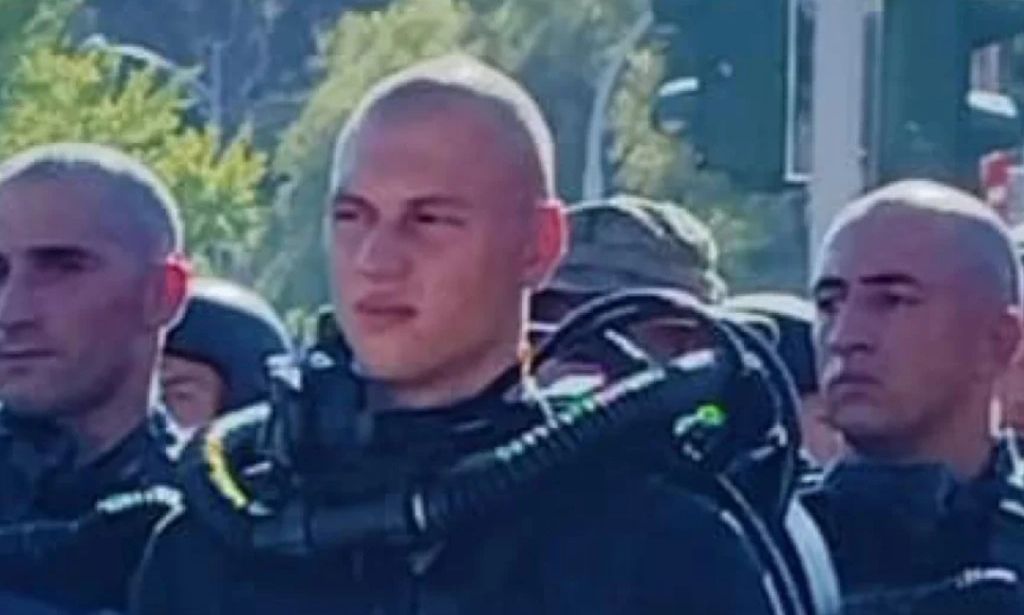 «Μαρτύρησε στην πισίνα με ατομικό καψόνι»: Οι γονείς του Αλέξανδρου Κετίκογλου μιλούν για δολοφονία