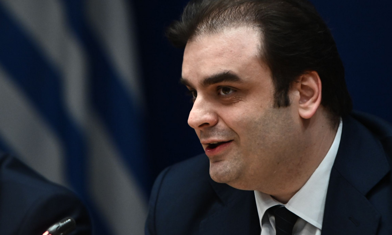Επίσκεψη του Κυριάκου Πιερρακάκη στο «Ιωνικό Κέντρο» της Ι.Μ. Νέας Ιωνίας