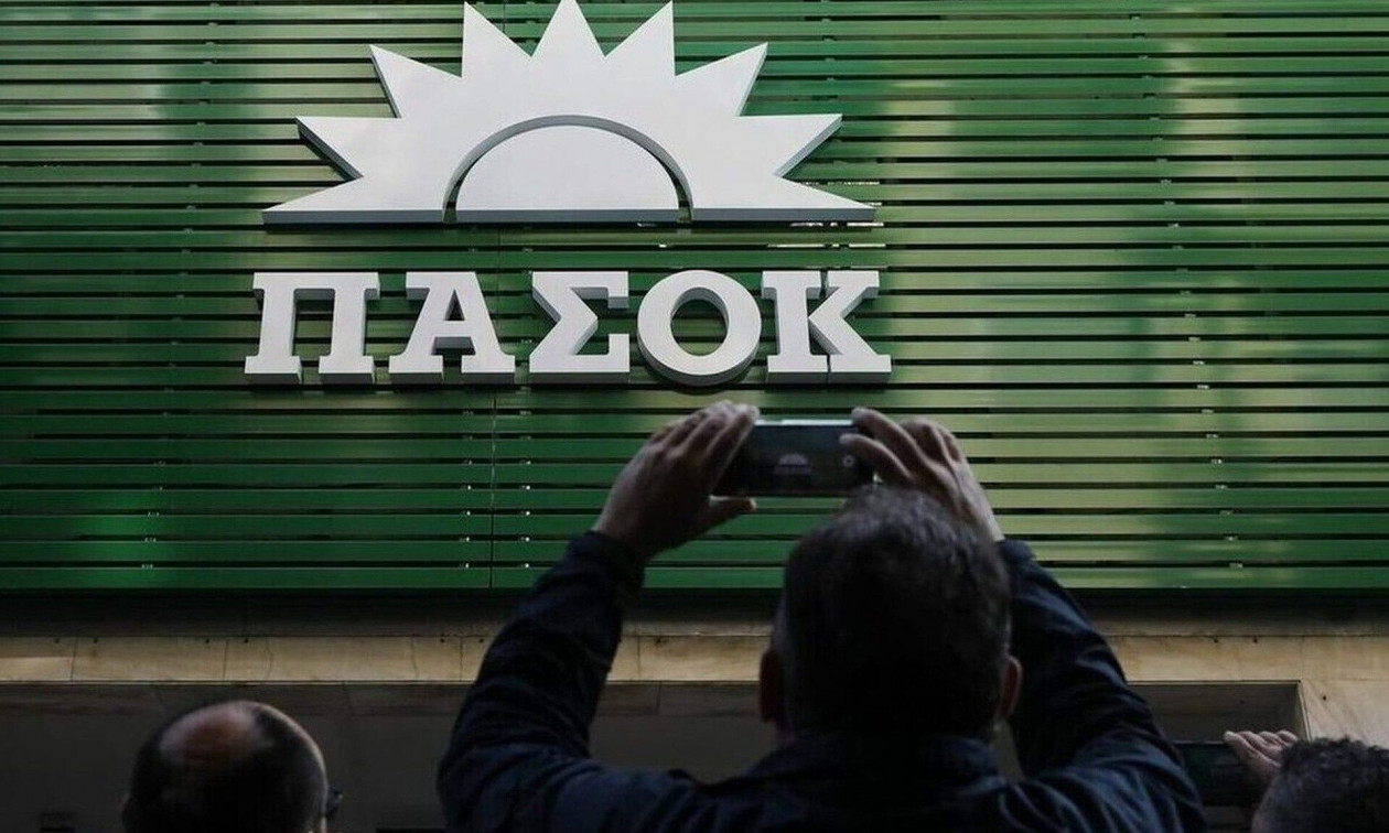 Το μεταναστευτικό συνεχίζει να δυσκολεύει το ΠΑΣΟΚ