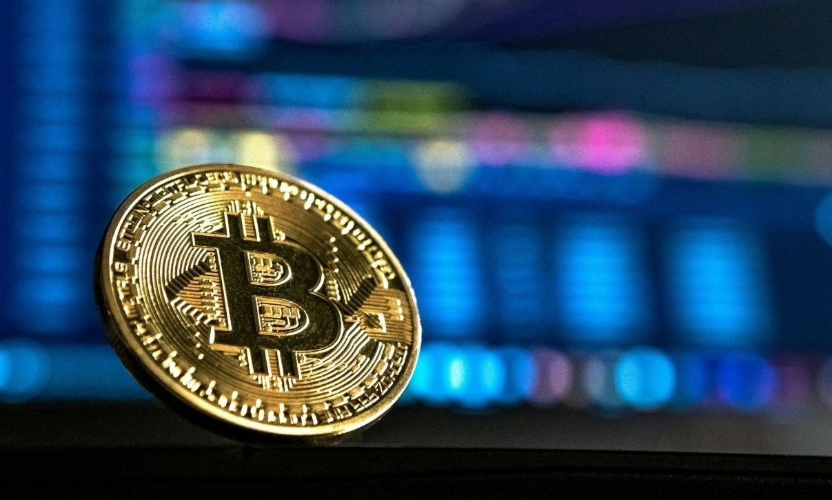 Bitcoin: Νέο ρεκόρ για το διάσημο κρυπτονόμισμα, «έσπασε» και το φράγμα των 120.000 δολαρίων