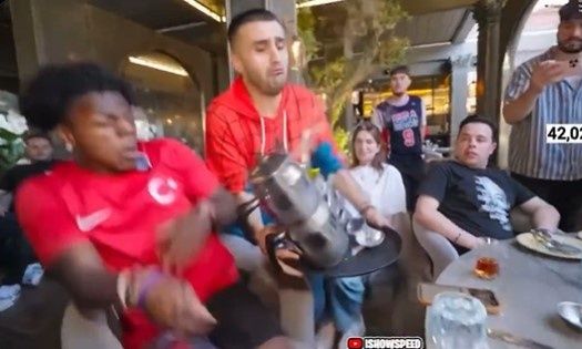 O Speed στην Τουρκία: Η φάρσα με το καυτό τσάι από διάσημο τούρκο σεφ