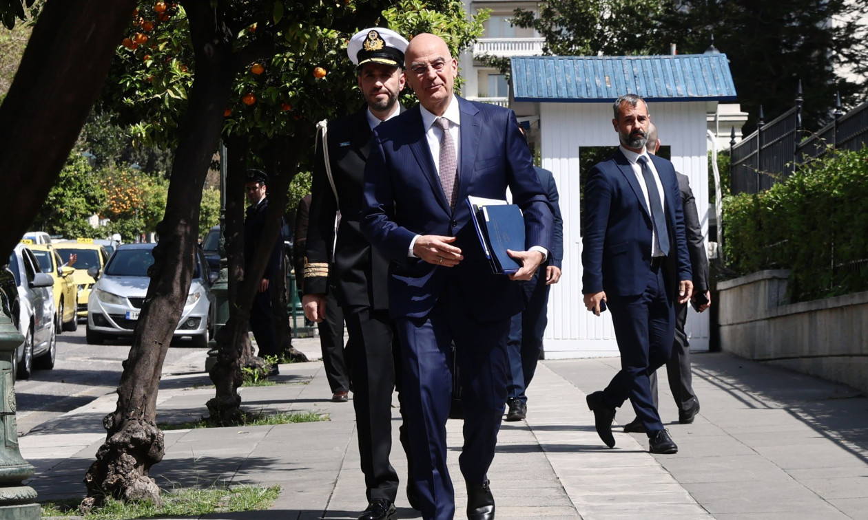 Δένδιας: Επικοινώνησε με τον Αμερικανό Υπουργό Άμυνας – Τον προσκάλεσε στην Αθήνα