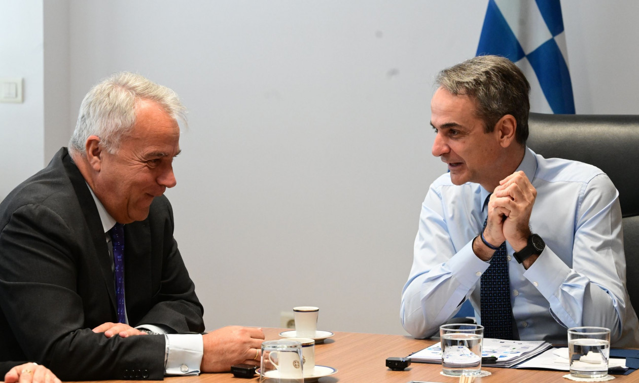 Πολιτικός καύσωνας διάρκειας με εξεταστική και προανακριτικές – Ποια είναι η γραμμή Μητσοτάκη