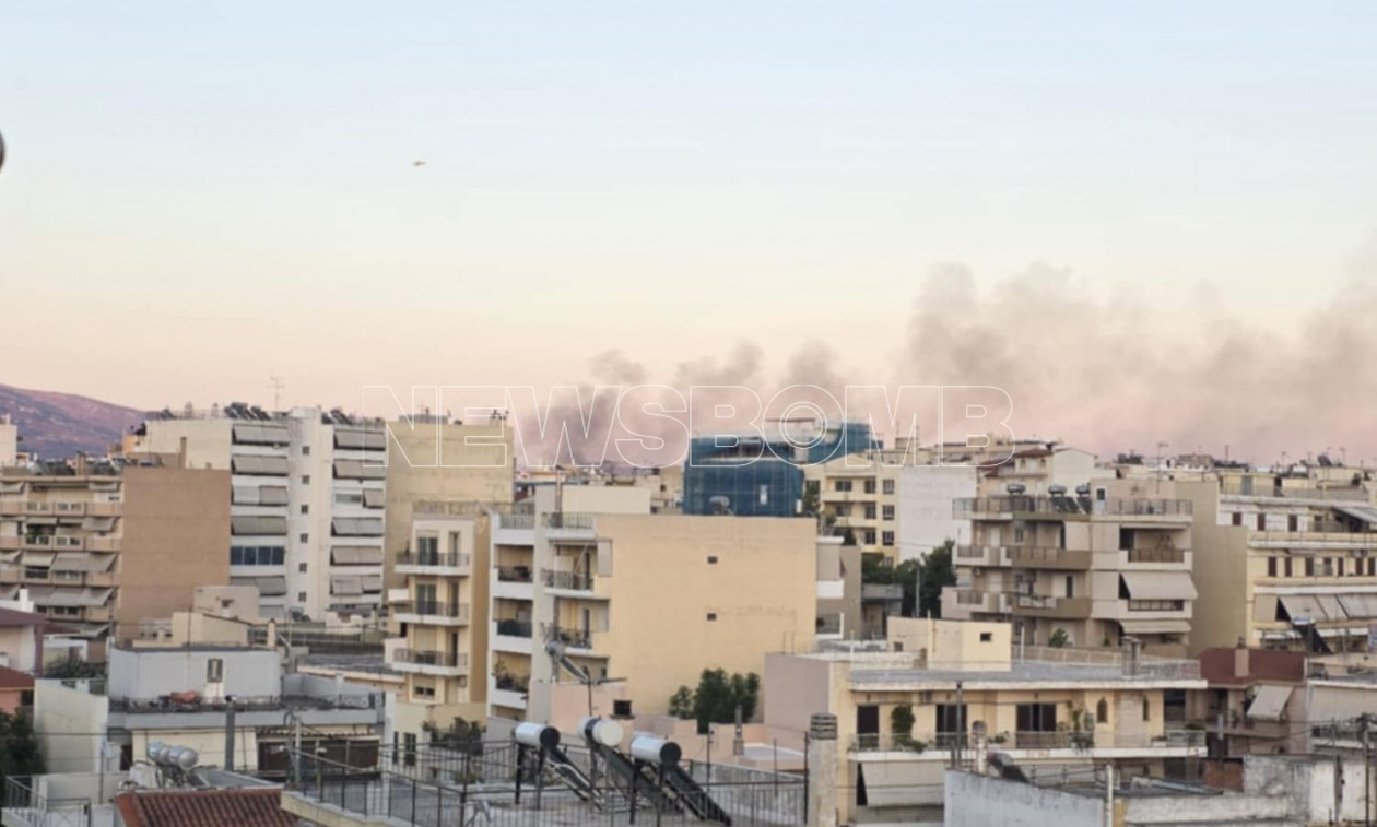 Φωτιά τώρα στο Μενίδι – Κοντά σε καταυλισμό Ρομά