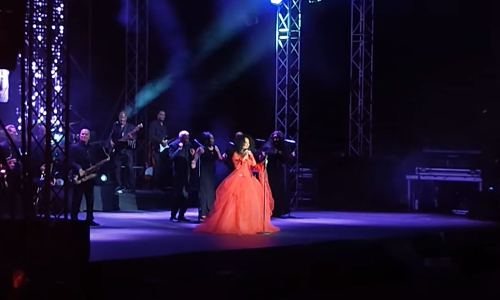 Diana Ross: Υπέγραψε βραδιά στο Καλλιμάρμαρο αντάξια της φήμης της