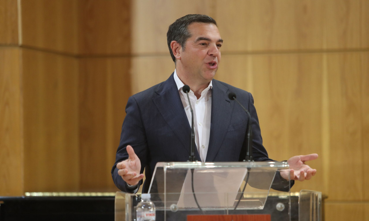 Τσίπρας: Καλοκαιρινή επανεμφάνιση μέσω… του Karl, της Tova και του Leo