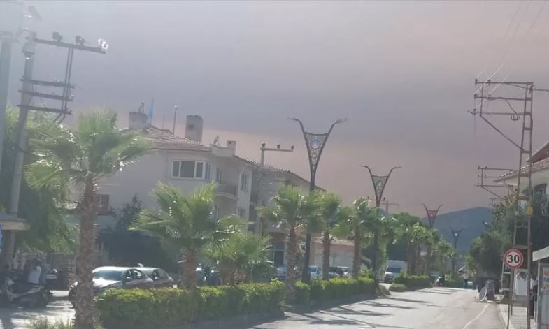 Τουρκία: Πέπλο καπνού σκεπάζει το Εσκισεχίρ