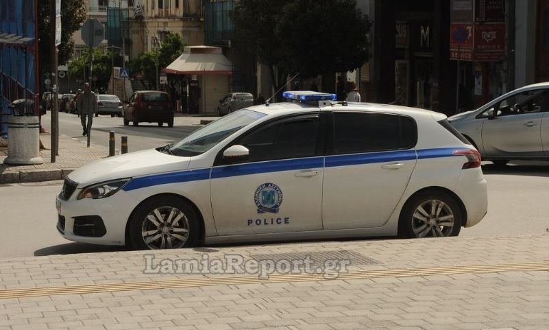 Φθιώτιδα: Μεθυσμένος προκάλεσε τροχαίο και στη συνέχεια επιτέθηκε σε αστυνομικό