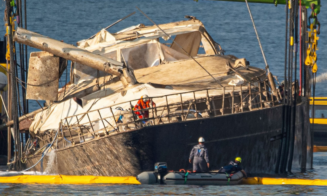 Η «κατάρα» του superyacht  Bayesian ξαναχτυπά: «Χάθηκε» η κληρονομιά του μεγιστάνα Μαικ Λίντς