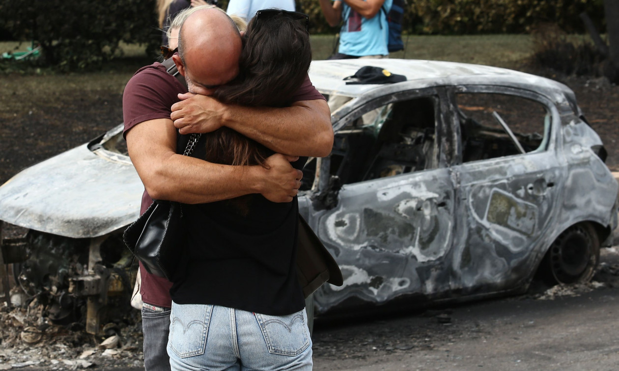 Επτά χρόνια από την τραγωδία στο Μάτι – Εκδηλώσεις μνήμης για τα 104 θύματα της φονικής πυρκαγιάς