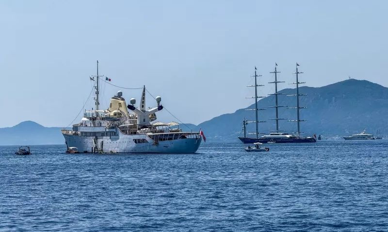 Μετά το πάρτι του 1 εκατ. ευρώ στη Μύκονο, η θρυλική θαλαμηγός του Αριστοτέλη Ωνάση στην Κέρκυρα