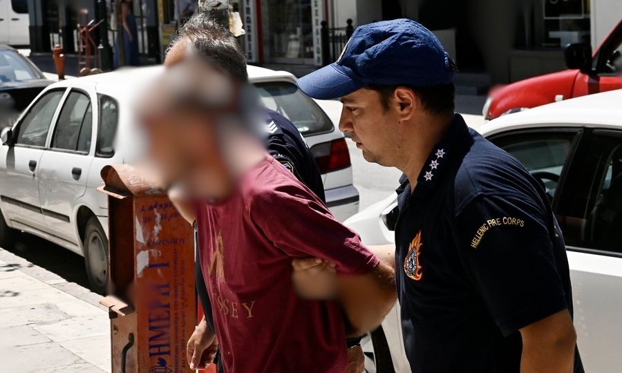 Στον Εισαγγελέα οι δύο συλληφθέντες για την πυρκαγιά στην Ορεινή Κορινθία – Εικόνες