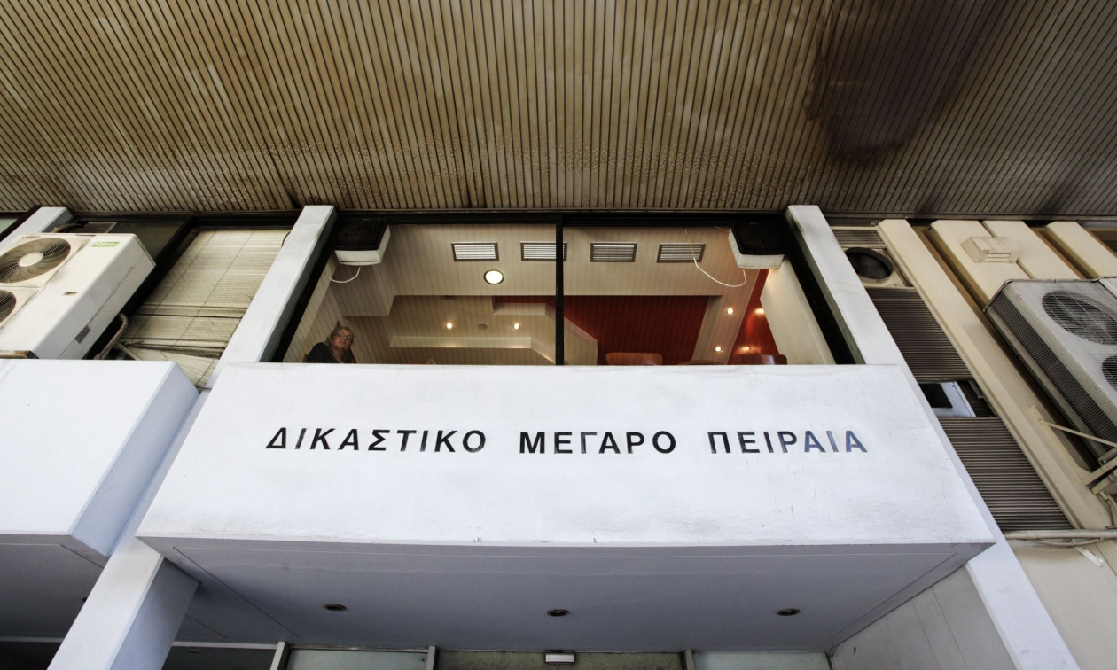 Πειραιάς: «Αφύλακτος και εκτεθειμένος ο δικαστής που δέχτηκε επίθεση» λέει η Ένωση Δικαστών