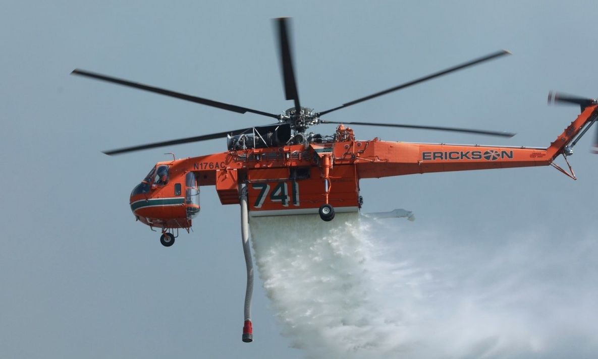 Μεγάλη φωτιά στην Αρχαία Ολυμπία – Επιχειρούν 8 εναέρια μέσα