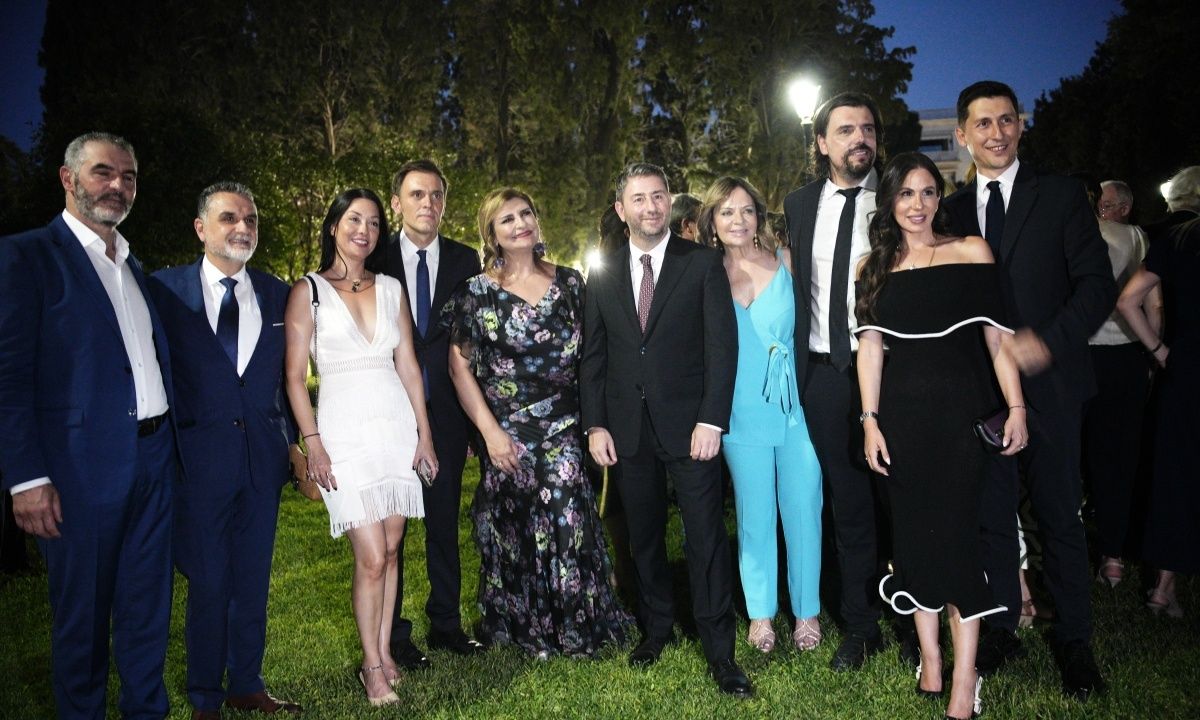 Βουλευτής του ΠΑΣΟΚ επιτέθηκε σε όσους πήγαν στη δεξίωση του Προεδρικού: Τείνει να μιμηθεί τα Oscar