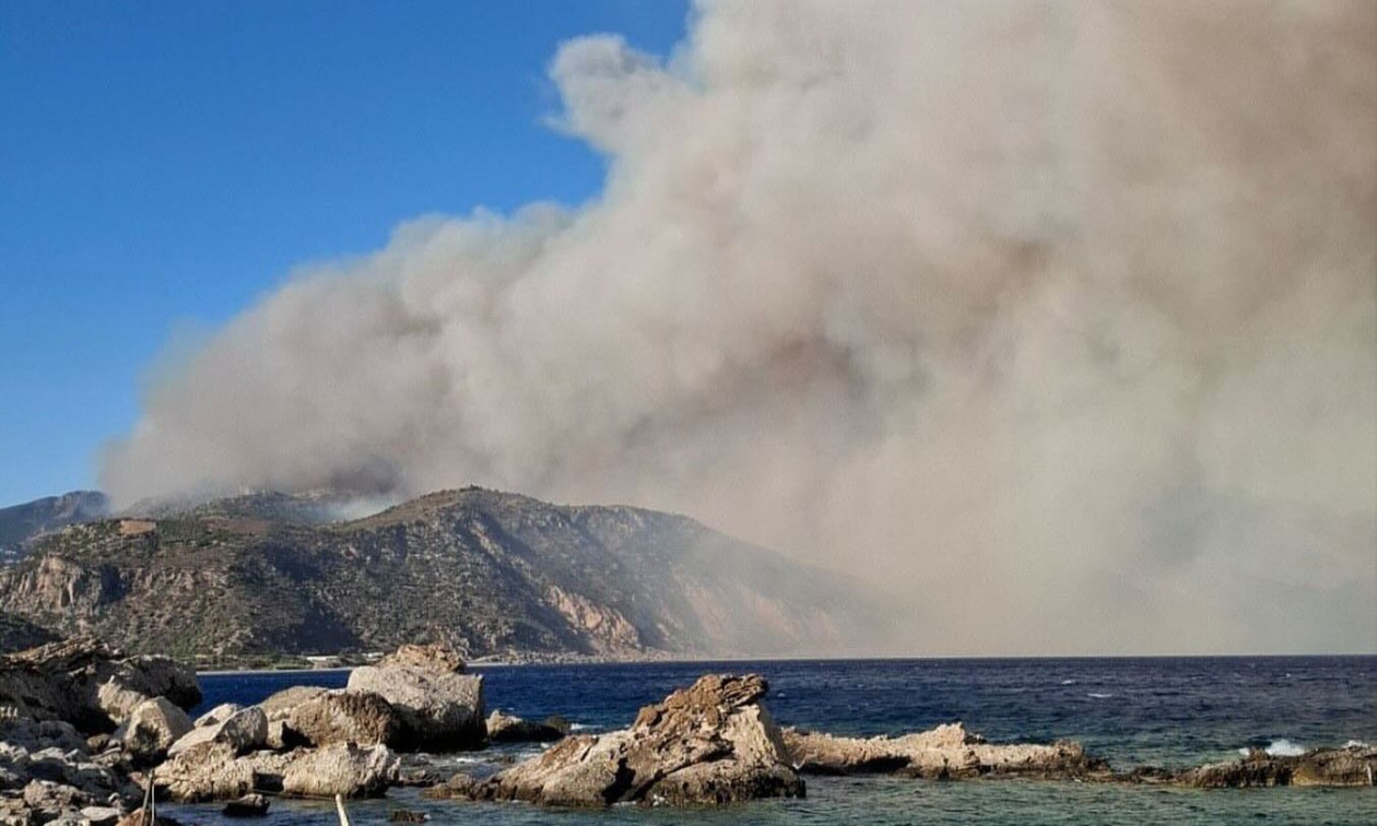 Φωτιά τώρα: Μαίνεται η πυρκαγιά στα Τεμένια του Δήμου Καντάνου και Σελίνου στα Χανιά