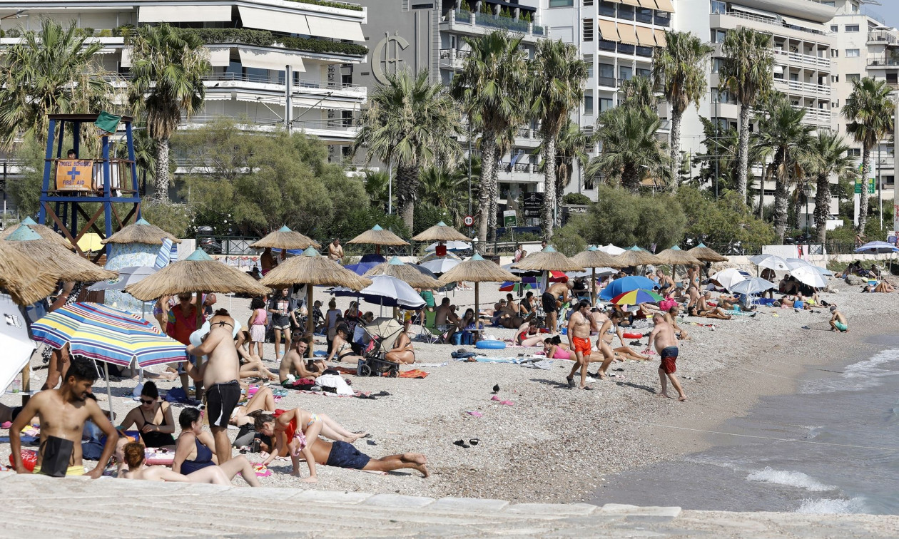 Καιρός: Επιμένει ο καύσωνας και την Κυριακή με 41 βαθμούς Κελσίου