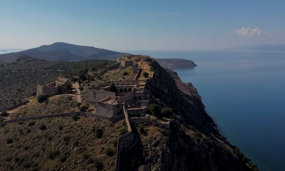 Ανοίγει τις πύλες της η 34η έκθεση βιβλίου στο Ναύπλιο