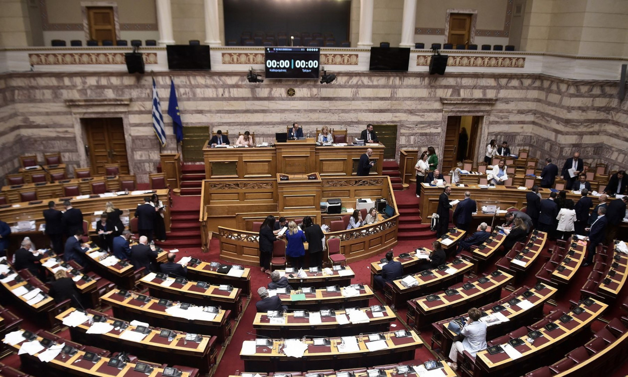 Βουλή – ΟΠΕΚΕΠΕ: Αναβολή της ψηφοφορίας για την Προανακριτική ζήτησαν οι βουλευτές του ΠΑΣΟΚ