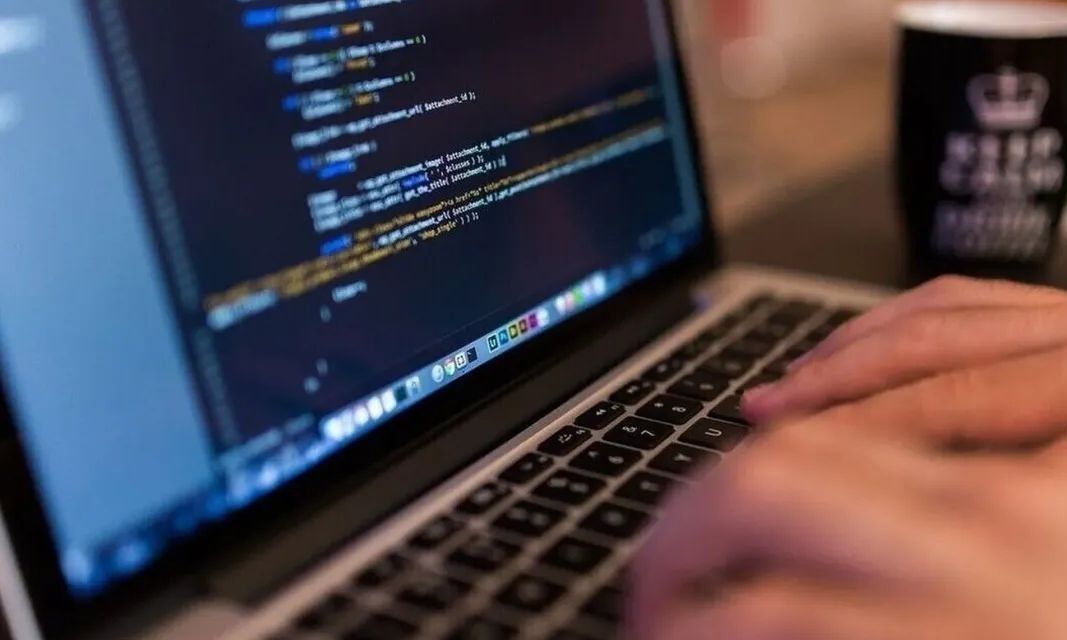 Βόλος: Προφυλακιστέα η 52χρονη μάνα που κατηγορείται για παιδική πορνογραφία και αιμομιξία