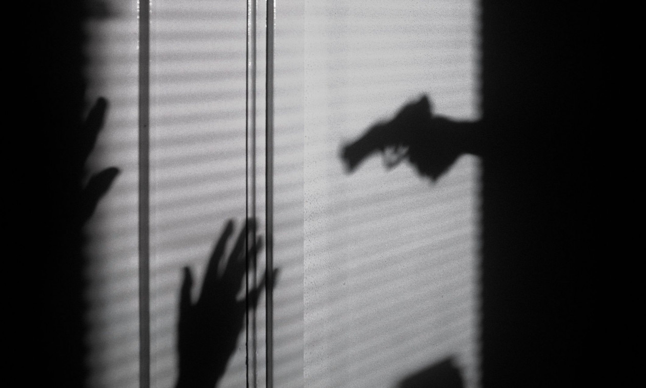 Κάτοικοι σε ρόλο «security» αυτο-οργανώνονται και προστατεύουν μόνοι τους τις γειτονιές