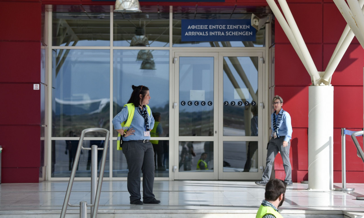 Ανήλικη «σήκωσε» τα αρώματα από το duty free του αεροδρομίου Χανίων