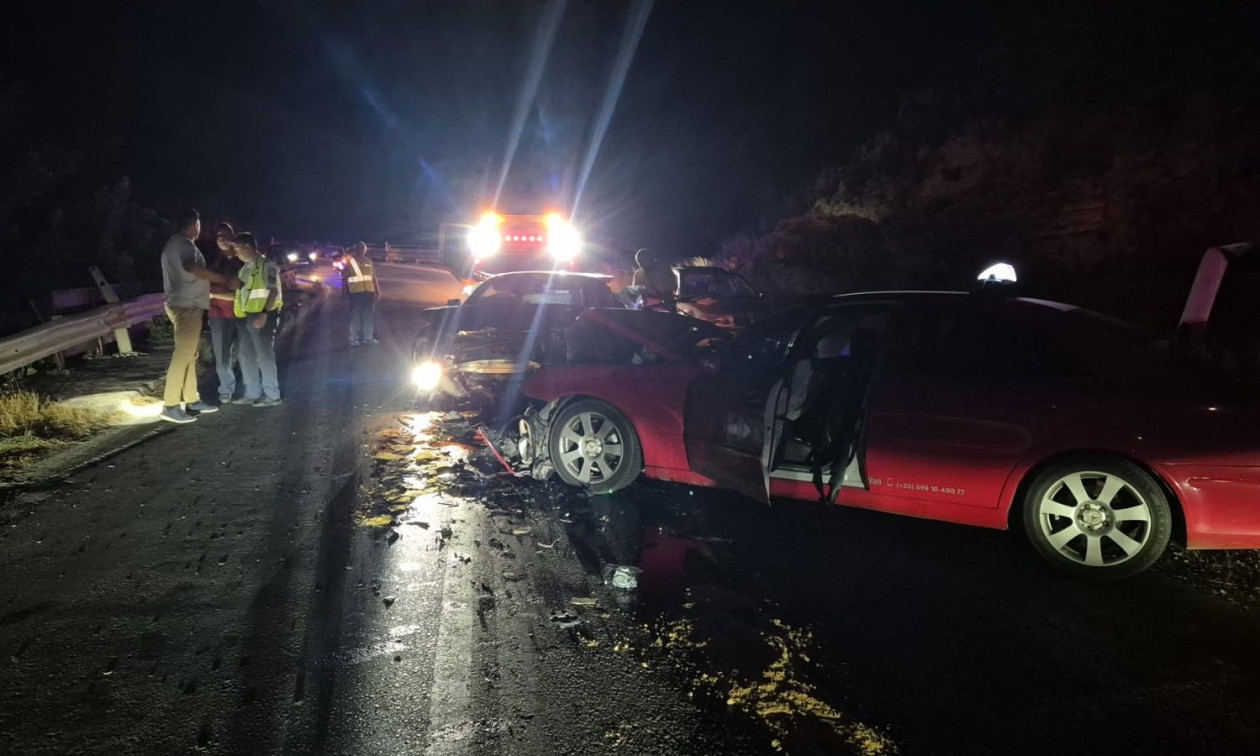 Θεσπρωτία: Μετωπική σύγκρουση με τρεις τραυματίες στο δρόμο Ηγουμενίτσας-Πλαταριάς
