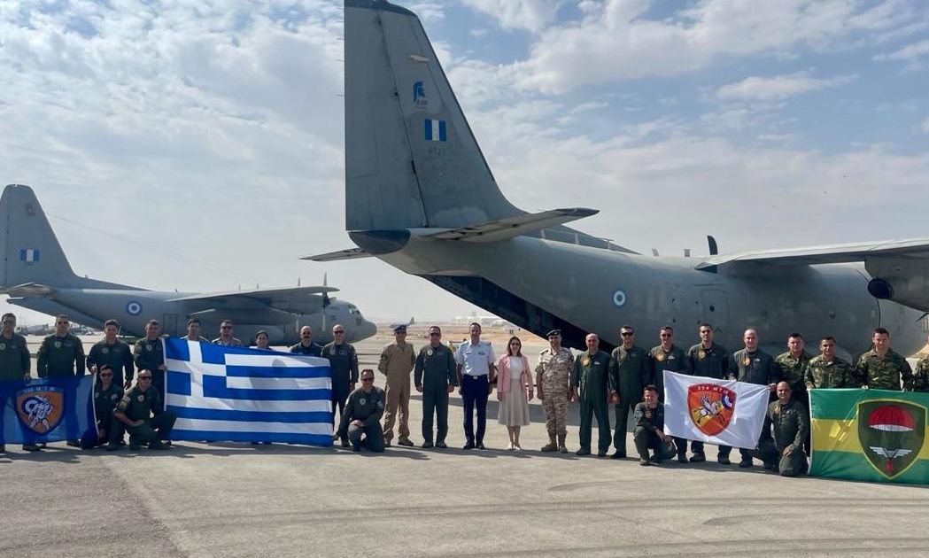 Γάζα: Αεροσκάφη της ελληνικής Πολεμικής Αεροπορίας έκαναν ρίψεις 8,5 τόνων βασικών ειδών διατροφής