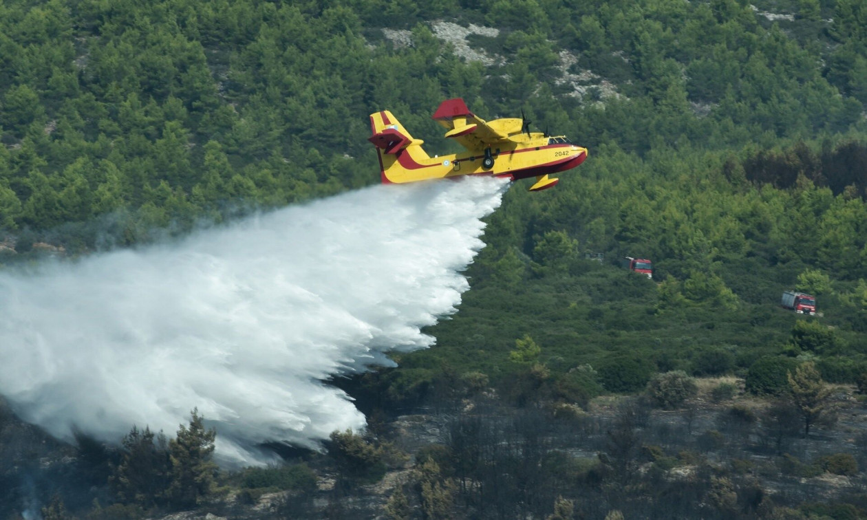 Ακραίος κίνδυνος πυρκαγιάς και την Κυριακή – Ποιες περιοχές είναι στο «κόκκινο»