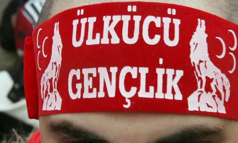 Γερμανία: Οι Γκρίζοι Λύκοι στοχεύουν στους νέους – «Από τα πιο επικίνδυνα εξτρεμιστικά κινήματα»