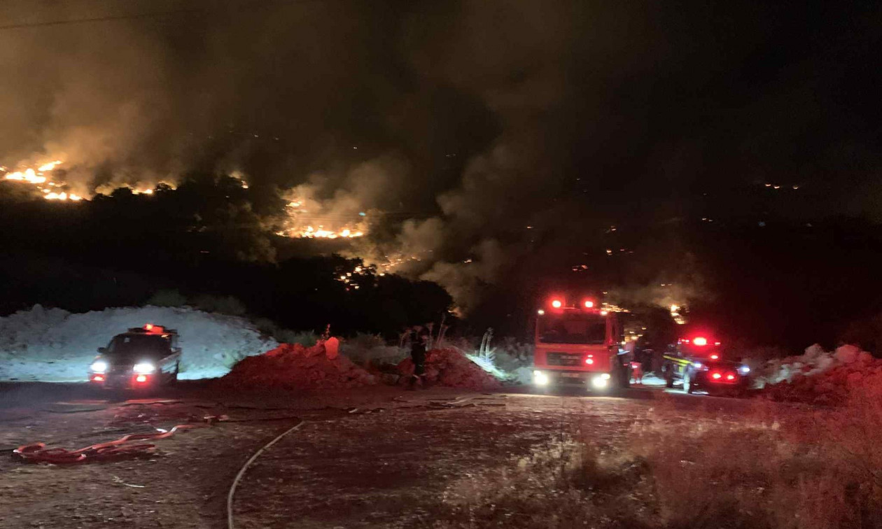 Φωτιά στην Κεφαλονιά: Στην Λαγκάδα Αργοστολίου το μέτωπο – Εστάλησαν δύο μηνύματα από το 112
