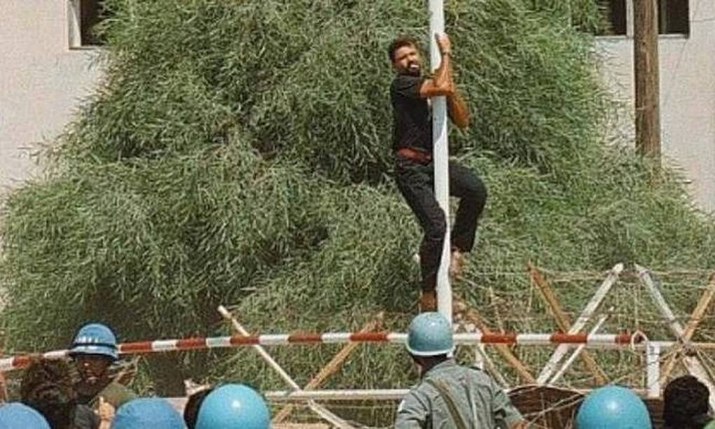 Δολοφονία Σολωμού Σολωμού: «Από τότε άρχισα να ανεβαίνω πάνω στον ιστό της σημαίας στο σχολείο»