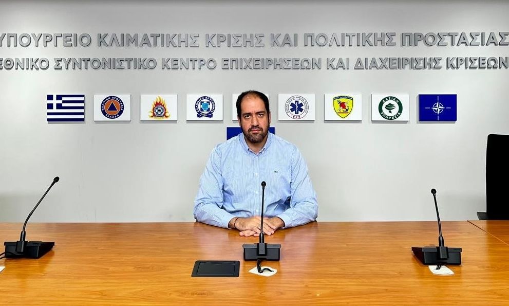 Το «ευχαριστώ» Κεφαλογιάννη για όλους «όσους μάχονται τις τελευταίες ημέρες» με τα πύρινα μέτωπα