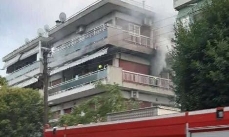 Θεσσαλονίκη: Φωτιά σε διαμέρισμα στην Καλαμαριά – Απεγκλωβισμός ενός ατόμου