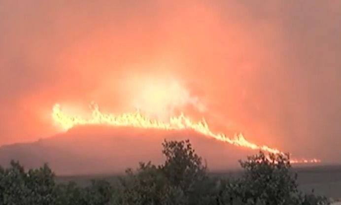 Νέα πυρκαγιά στην Τουρκία: Εκατοντάδες άνθρωποι εκκενώνουν επτά χωριά – Βίντεο