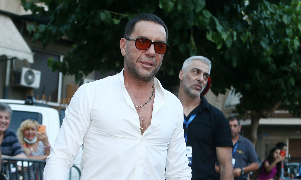 «Ο Γιώργος Μαζωνάκης θα κοιμηθεί σπίτι του σήμερα» – Τι λέει η πλευρά του τραγουδιστή στο Newsbomb